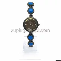 Часы KIMIO, на браслете с синими камнями, длина браслета 19см, циферблат 23мм