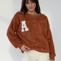 Женский меховой свитшот с буквой А - коричневый цвет, L (есть размеры)